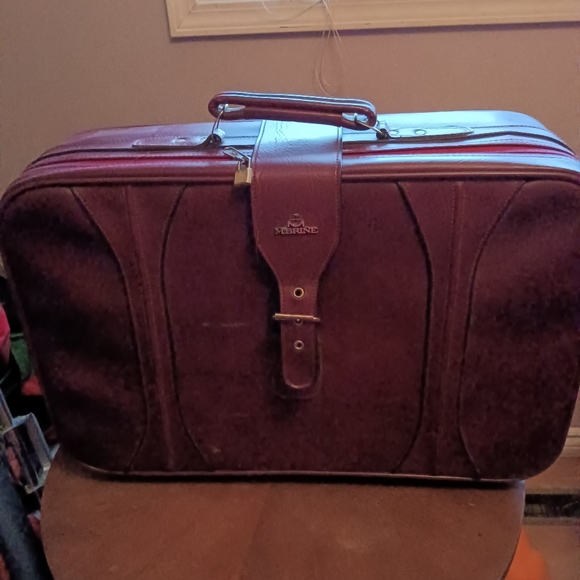 Vintage mcbrine luggage - Picture 2 of 2